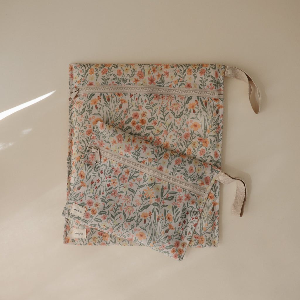 Mushie Water Resistant Wet Bag | Playroom Avenue
