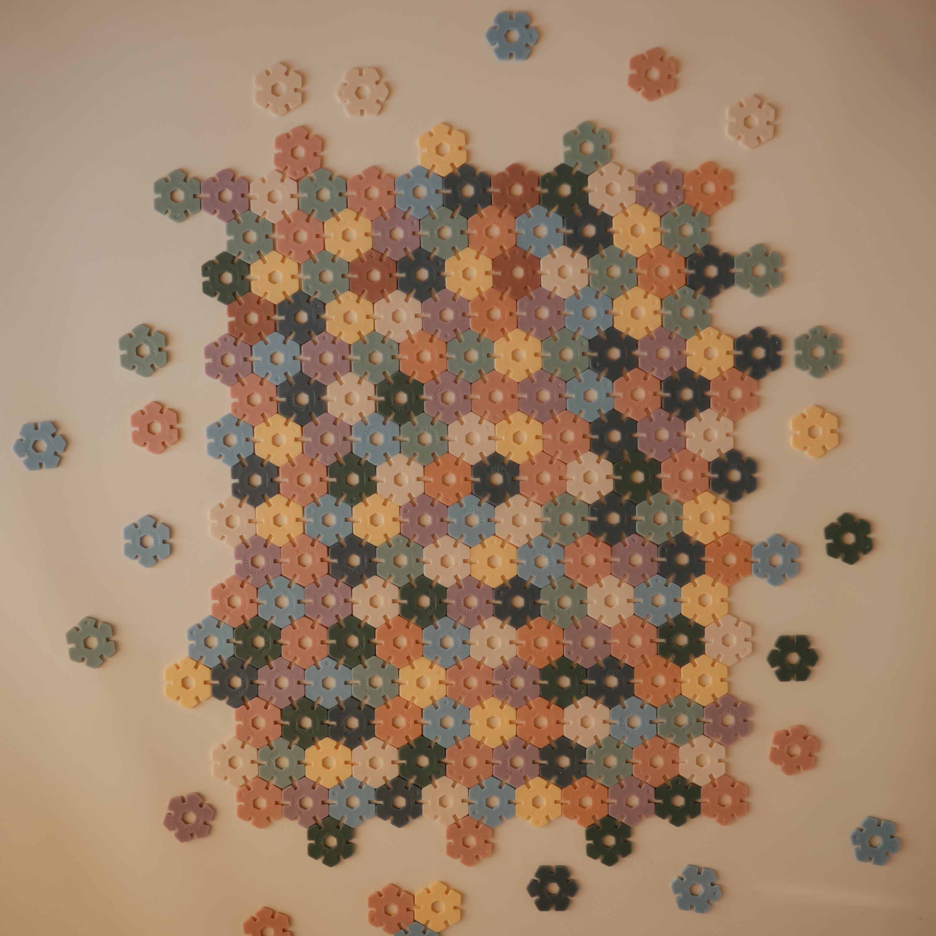 Mushie HEX Connect Building Toy Set | Playroom Avenue