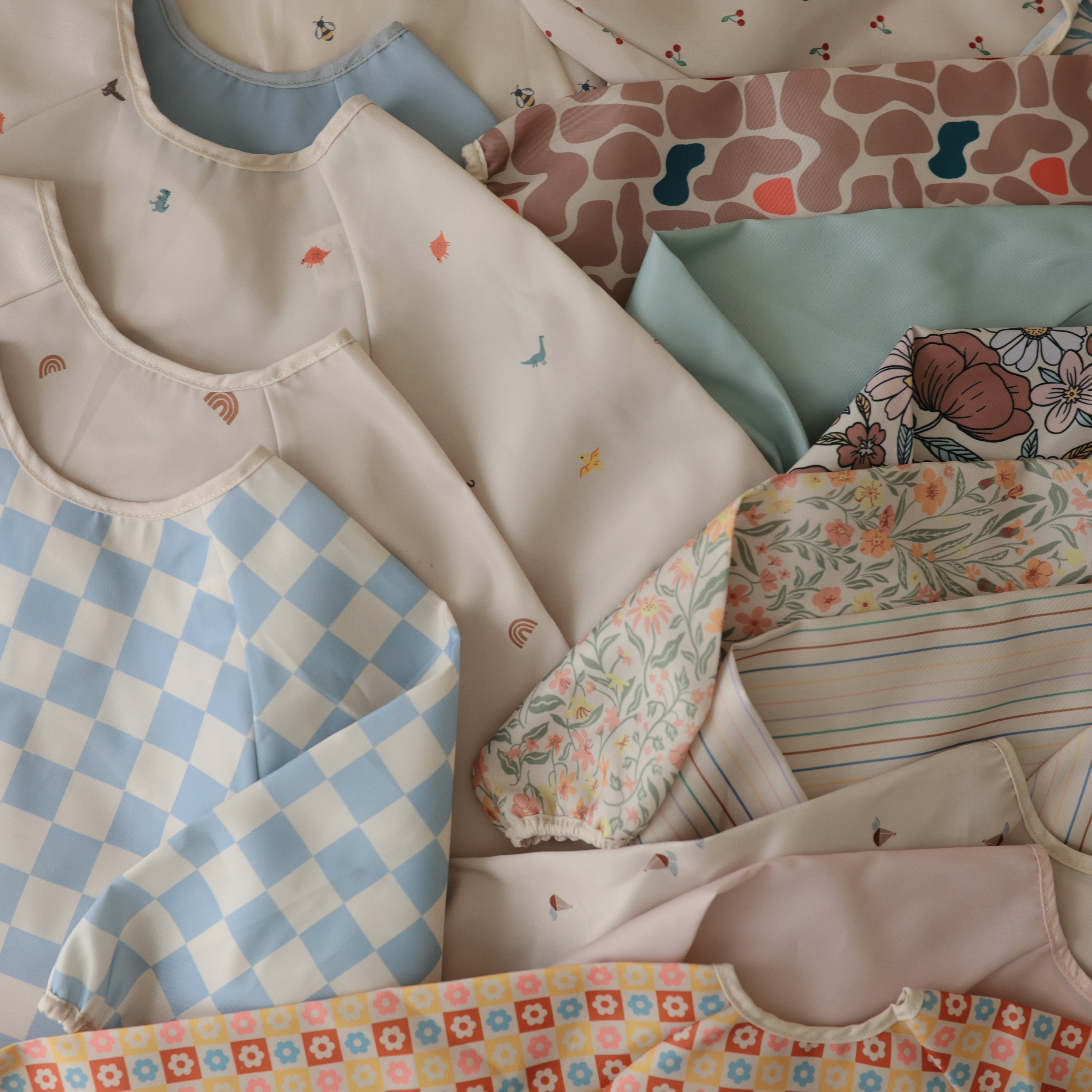 Mushie Long Sleeve Bib | Playroom Avenue