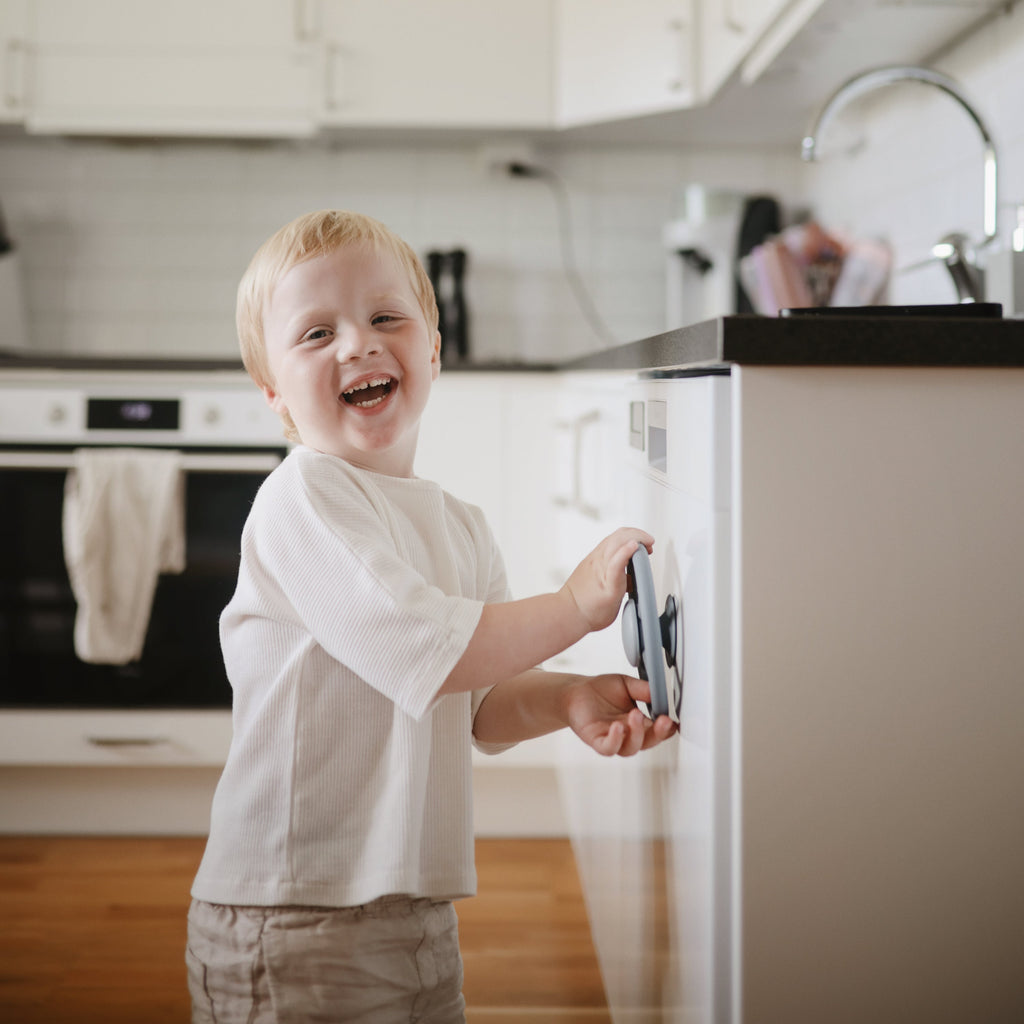 Mushie Suction Spinner Toy | Playroom Avenue