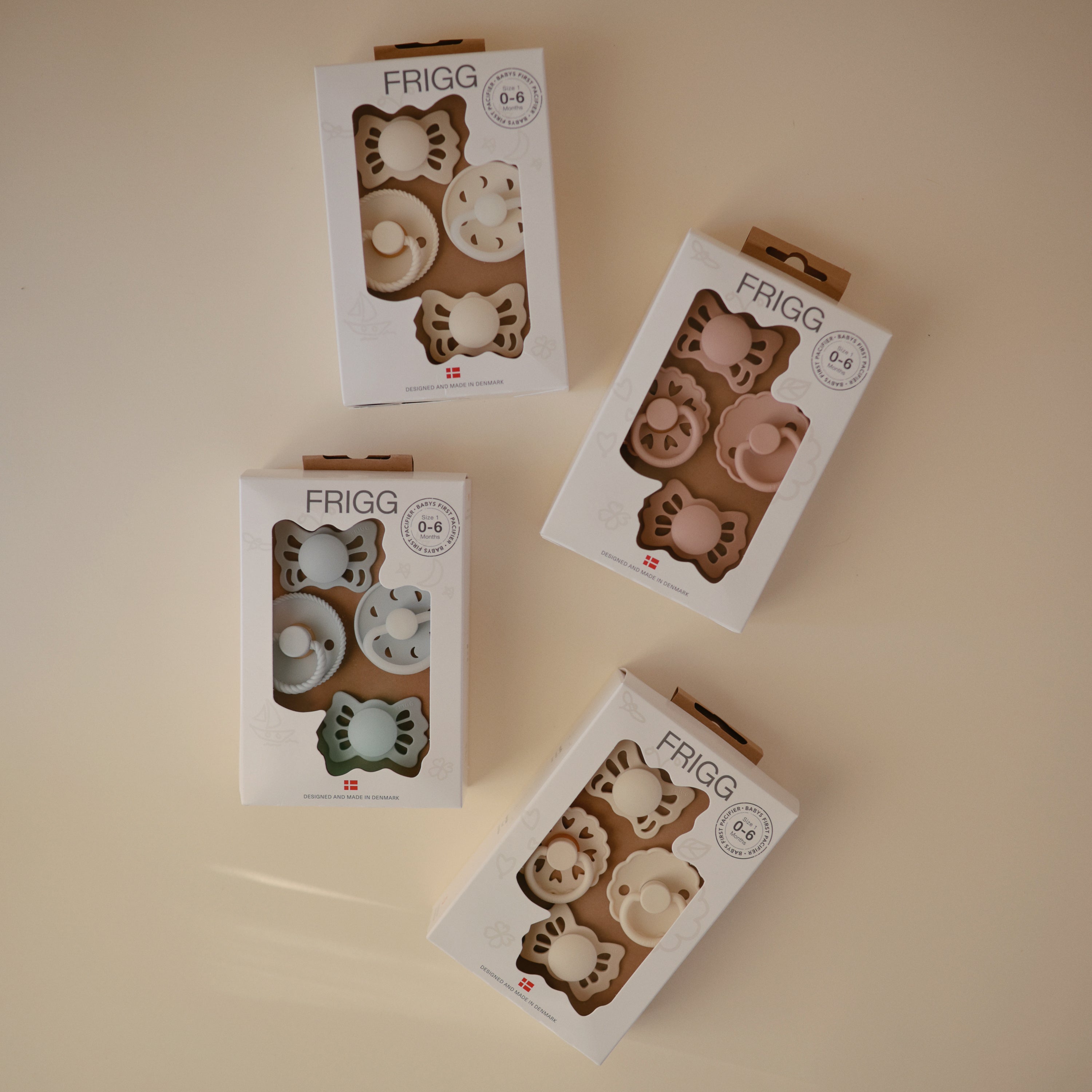 Mushie FRIGG Baby's First Pacifier Floral Heart (Blush) 4-Pack | Playroom Avenue