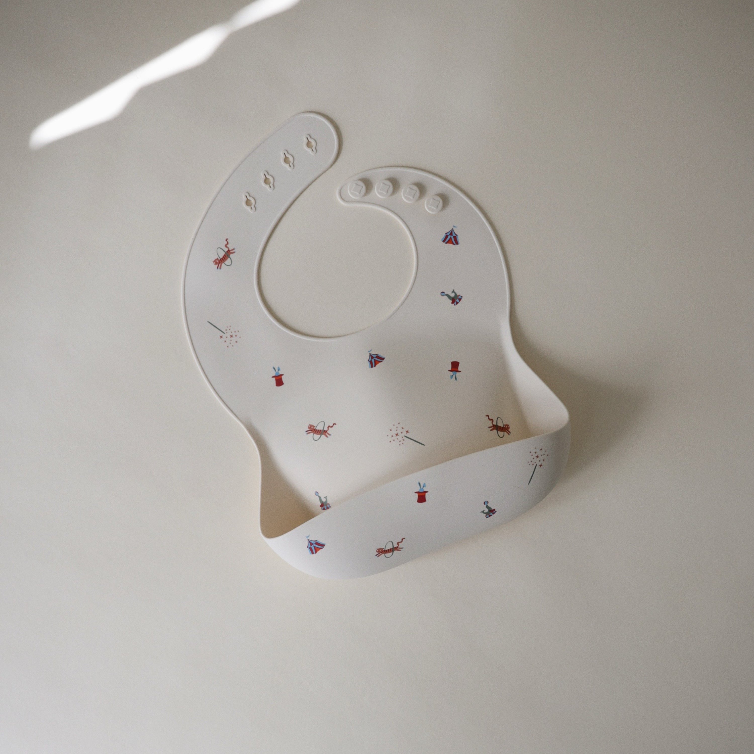 Mushie Silicone Baby Bib | Playroom Avenue