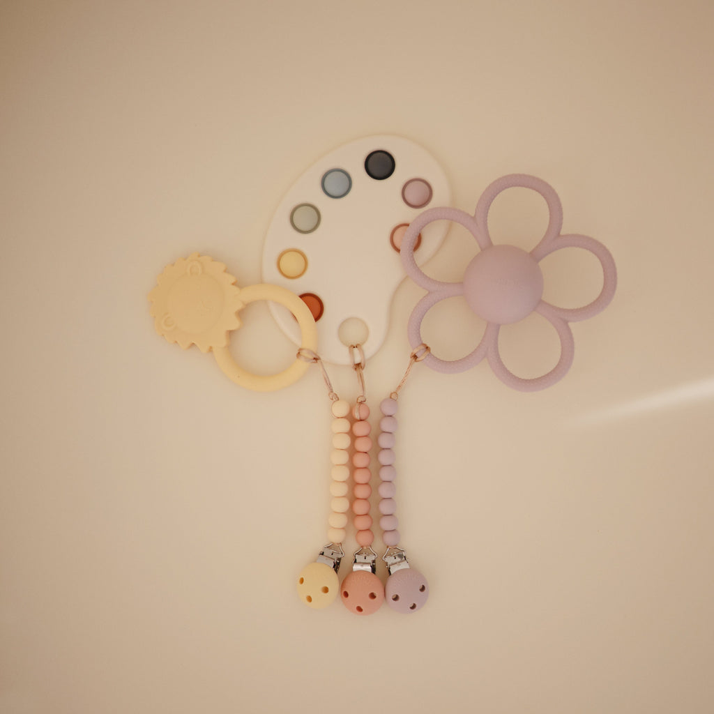 Mushie Silicone Pacifier Clip | Hera | Playroom Avenue
