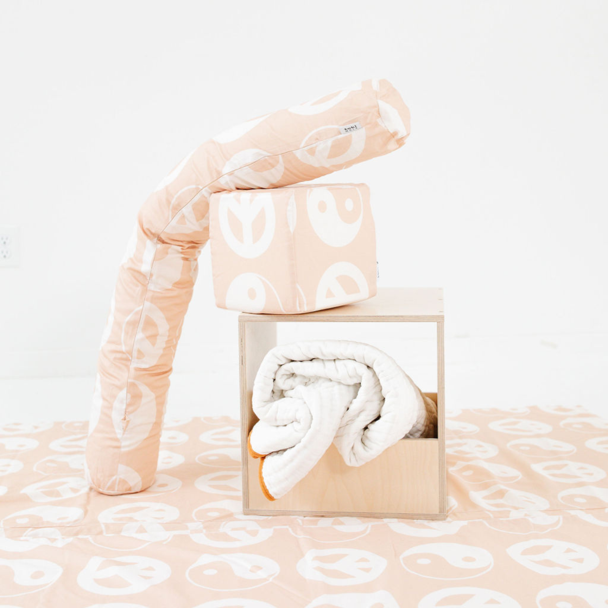 Toki Kids Beige Yin Yang Play Cube - Playroom Avenue