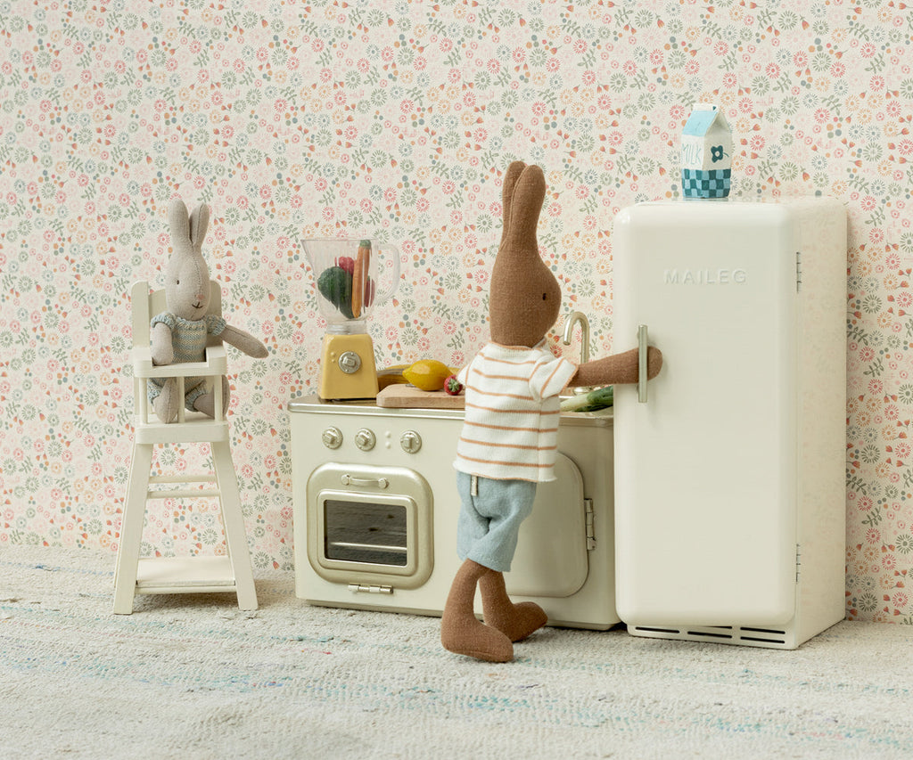 Maileg Blender Miniature, Yellow | Playroom Avenue