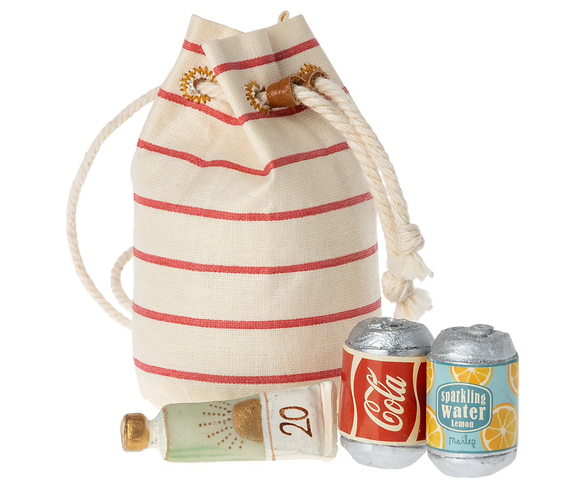 Maileg Bag with Beach Essentials, Mouse | Playroom Avenue