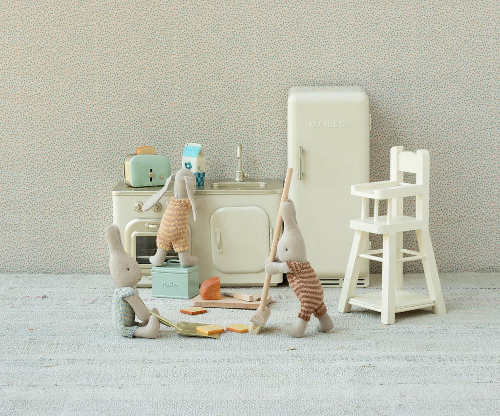 Maileg Bread Box w/ Utensils, Miniature | Playroom Avenue