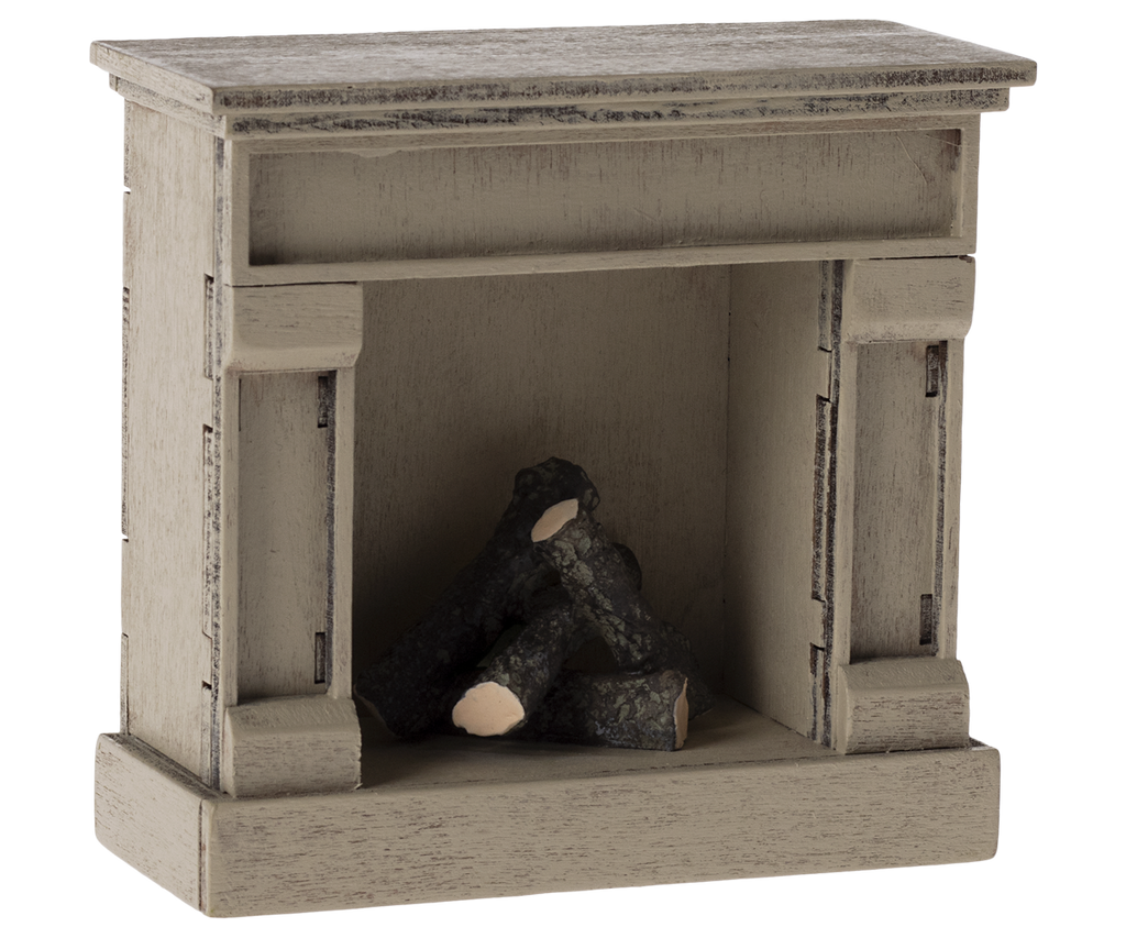 Maileg Fireplace, Mouse - Off white | Playroom Avenue