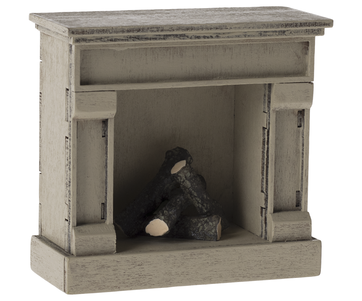 Maileg Fireplace, Mouse - Off white | Playroom Avenue