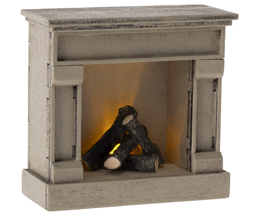 Maileg Fireplace, Mouse - Off white | Playroom Avenue