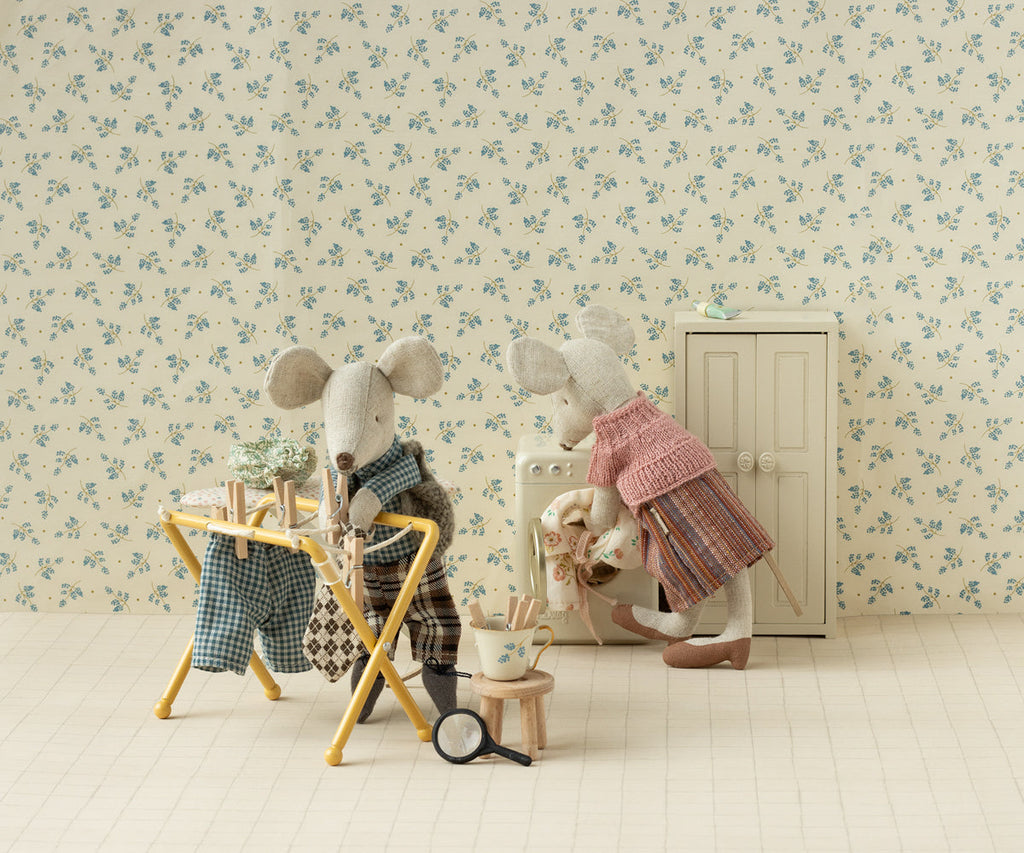 Maileg Closet, Mouse - Cream | Playroom Avenue