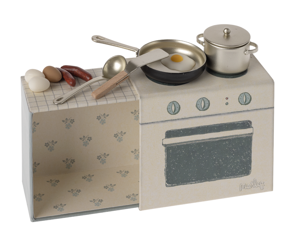 Maileg Cooking Set, Mouse | Playroom Avenue