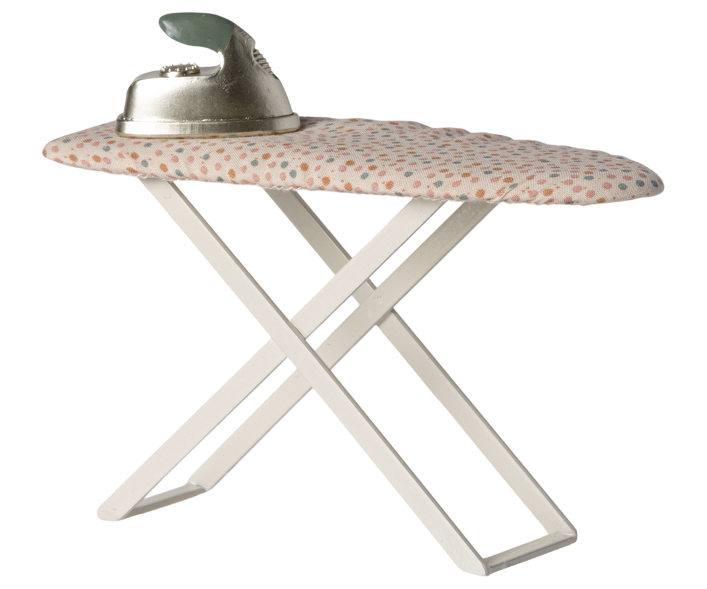 Maileg Iron and ironing board, Mouse | Playroom Avenue