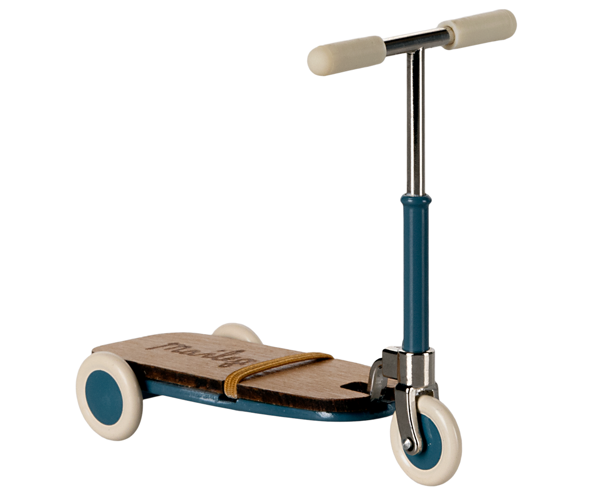 Maileg Kick board, Mouse - Blue | Playroom Avenue