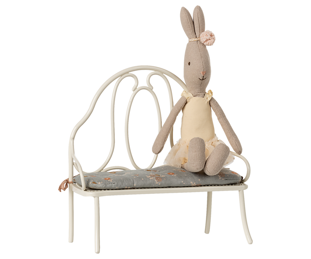 Maileg Vintage bench, Miniature - Off white | Playroom Avenue