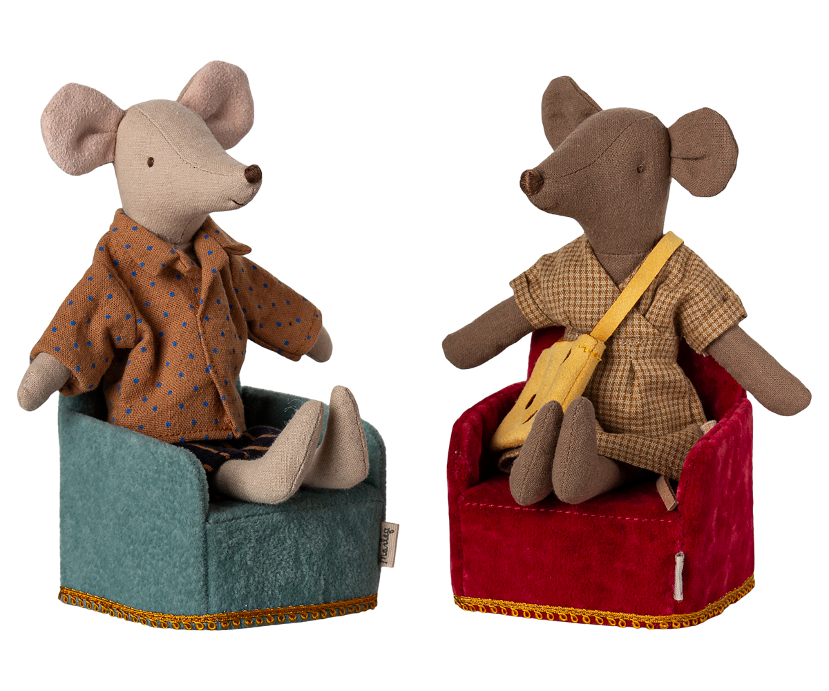 Maileg Folding chair, Mouse - Red | Playroom Avenue