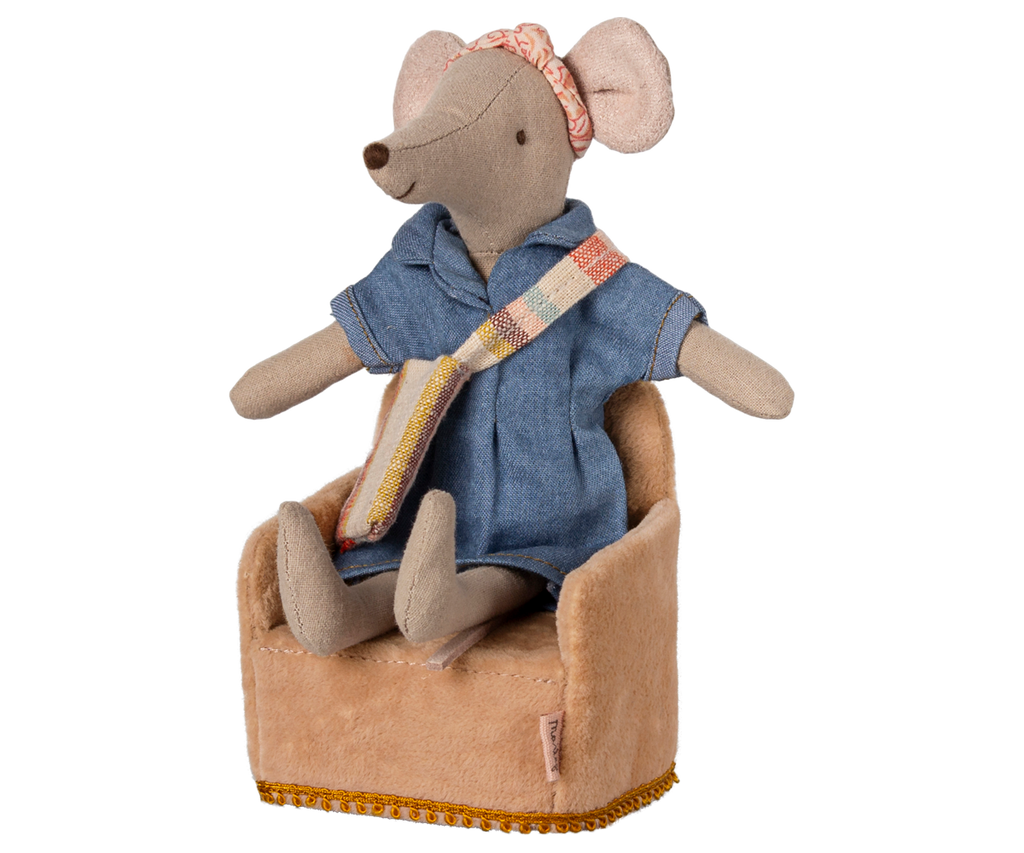 Maileg Folding chair, Mouse - Powder | Playroom Avenue