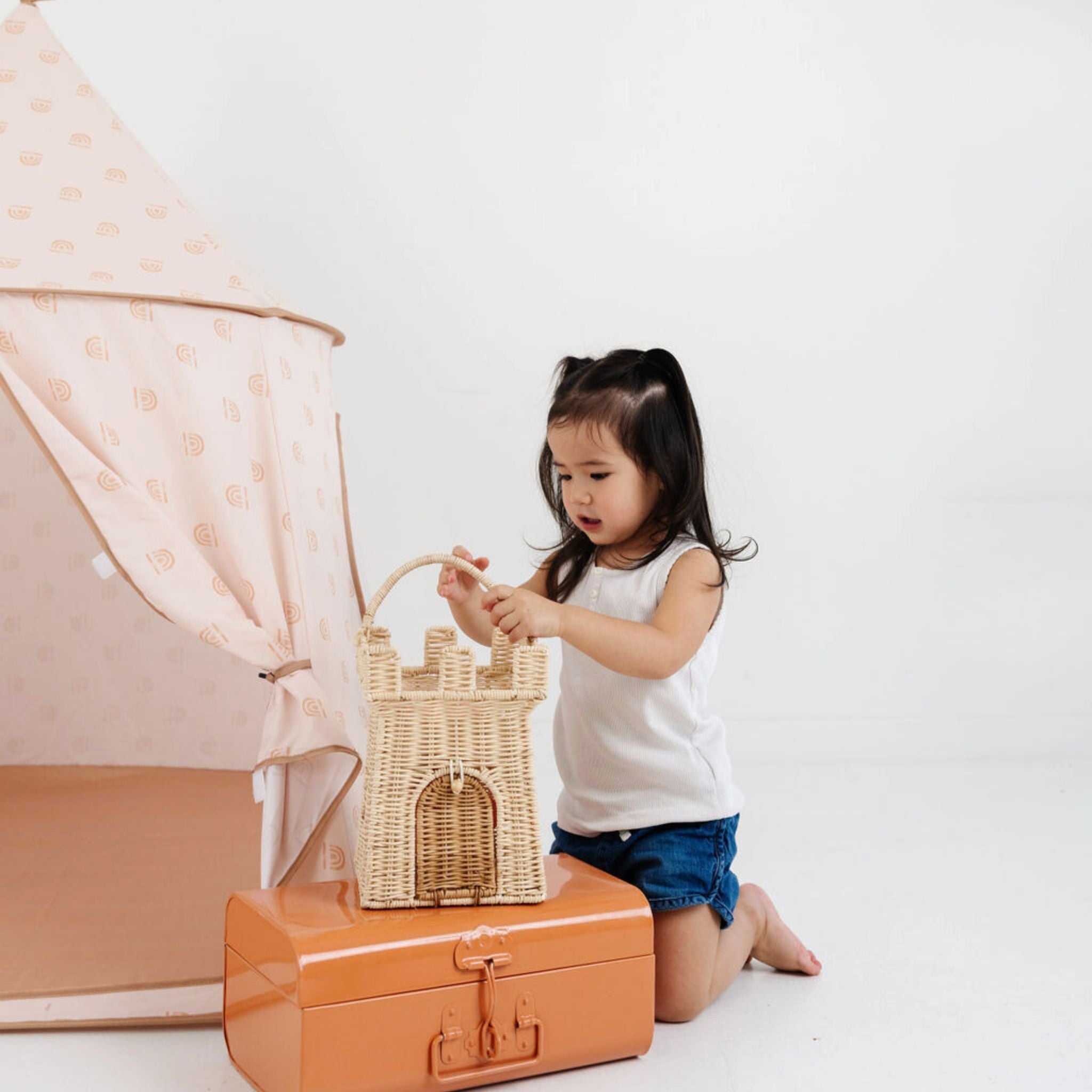 Toki Mats Rainbow Peach Play Tent