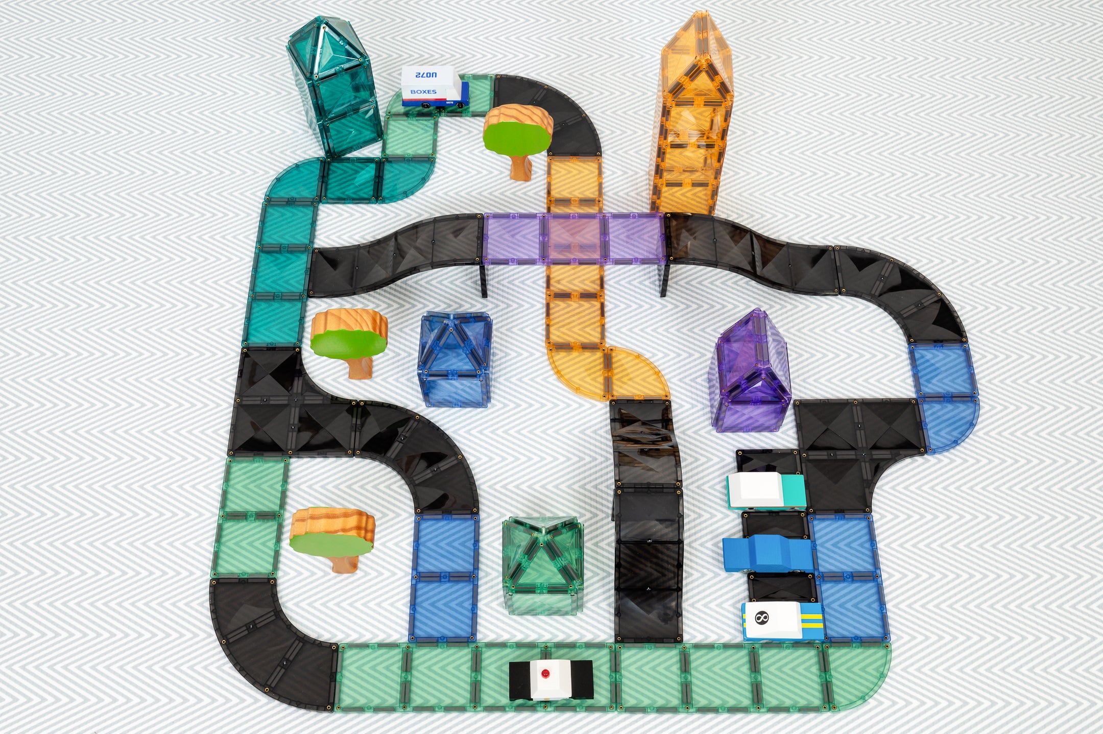 Connetix Magnetic Tiles | Ramps & Intersections (16 pcs)