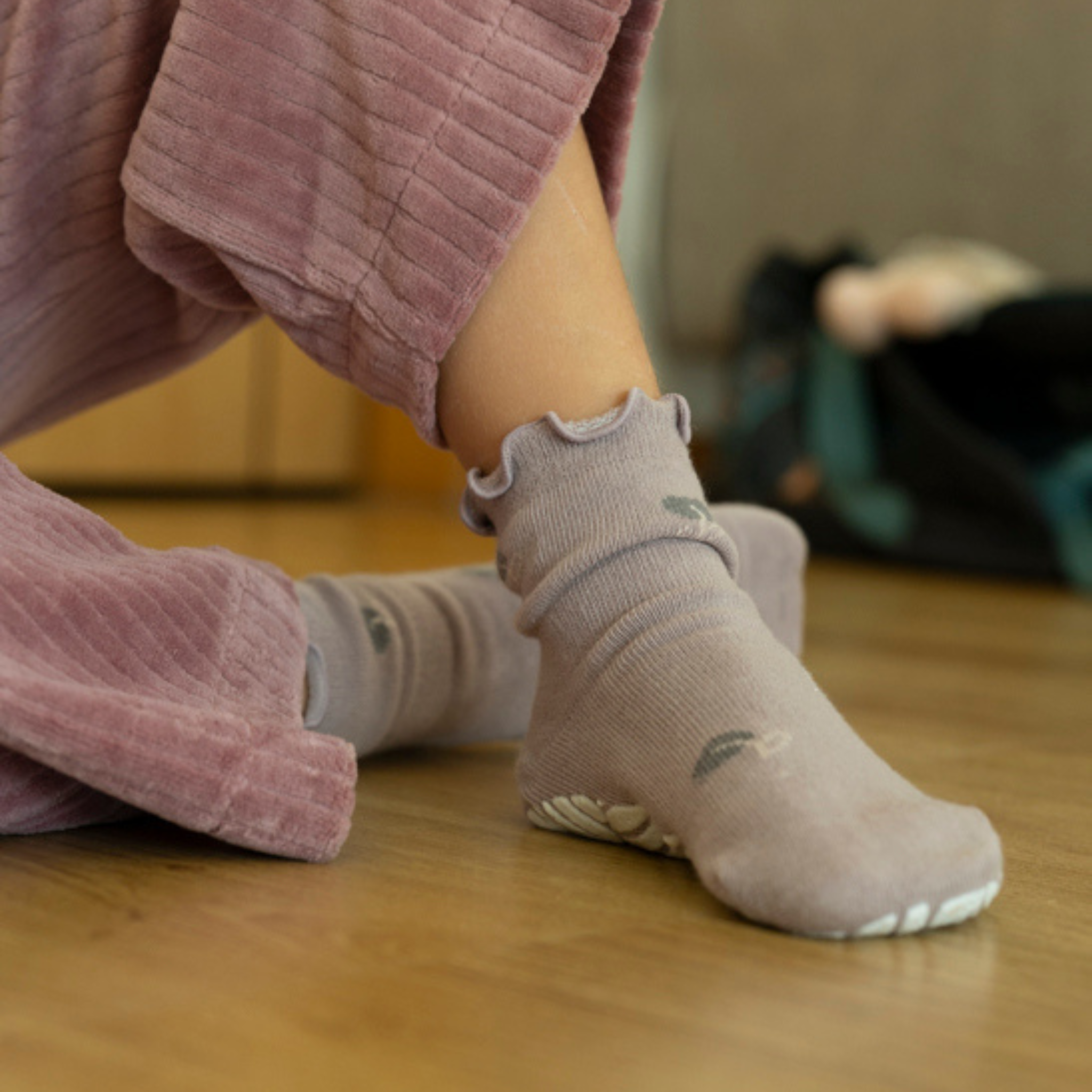 LittleYogaSocks Little Wonder Things- Organic- 4 Pairs of Stay-On Baby & Toddler Non-Slip Socks | Playroom Avenue