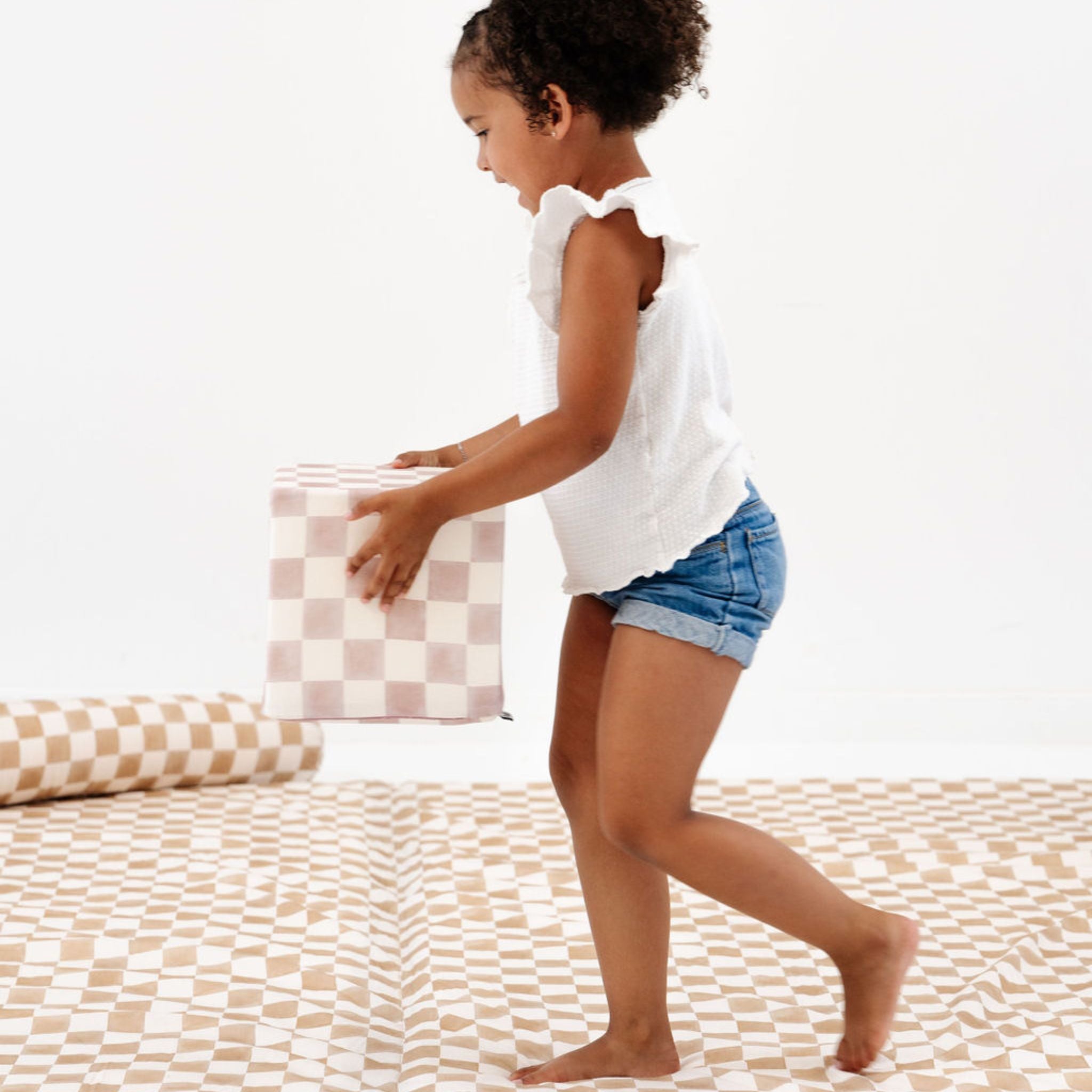 Toki Kids Checker Gumdrop Play Cube - Playroom Avenue