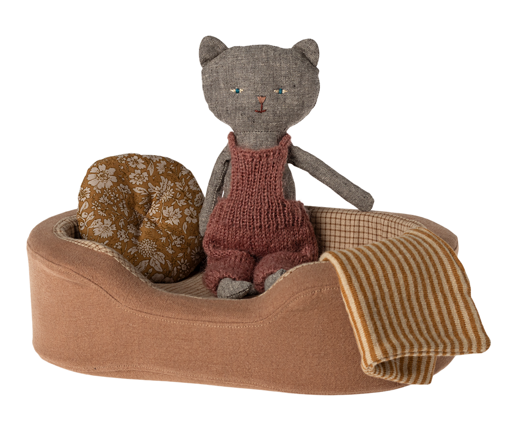 Maileg Cosy Basket, Small - Brown | Playroom Avenue