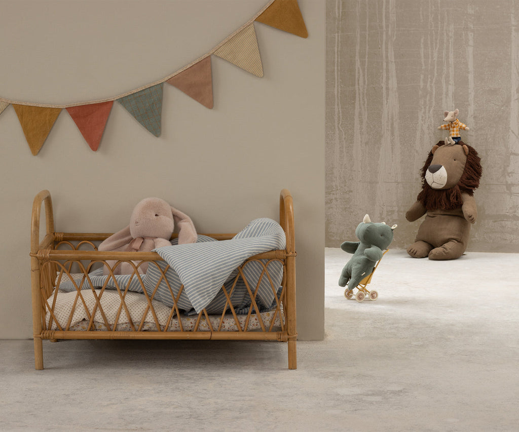 Maileg Bunny plush, Medium - Light powder | Playroom Avenue