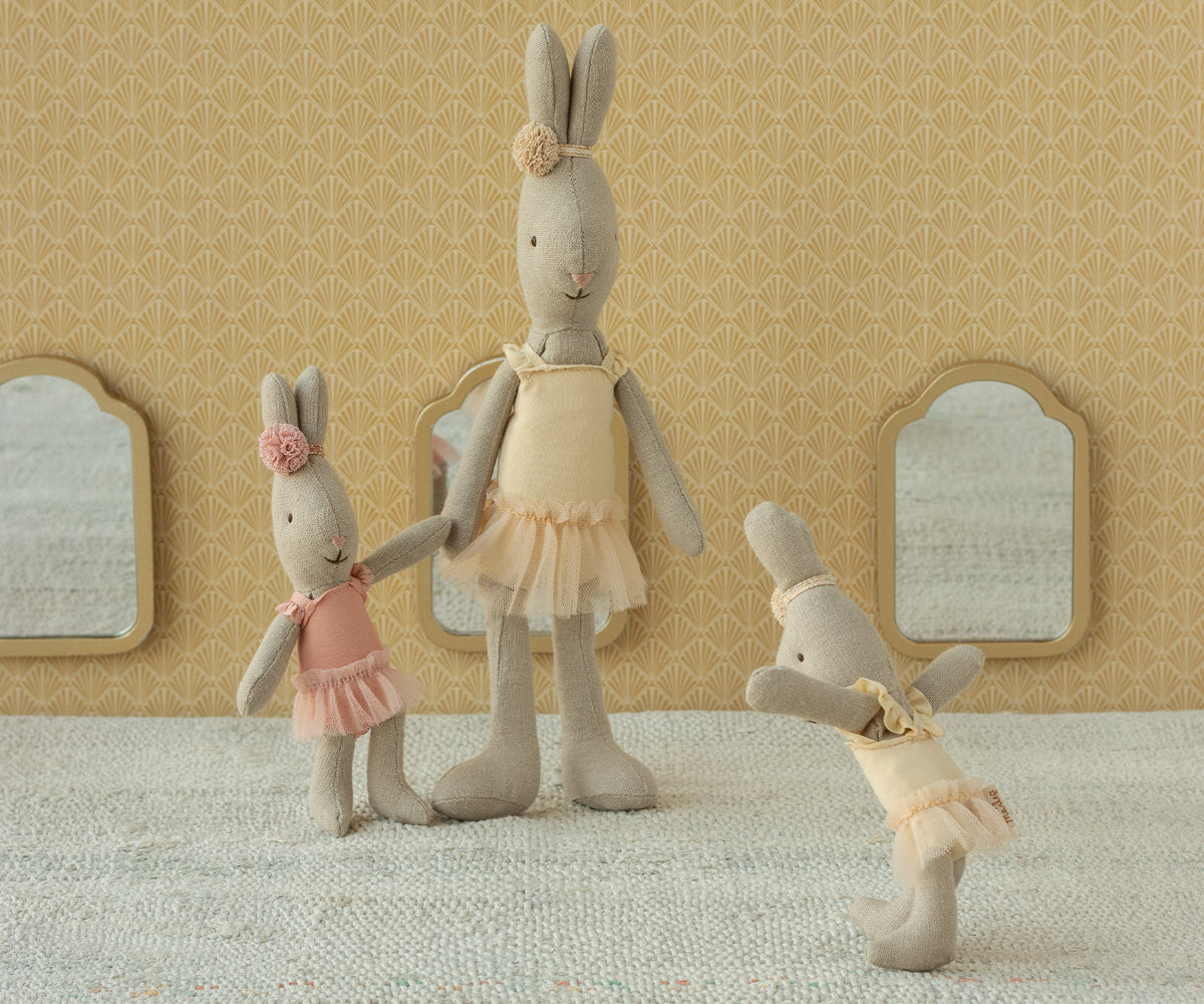 Maileg Rabbit, Micro - Ballet suit and skirt cream | Playroom Avenue