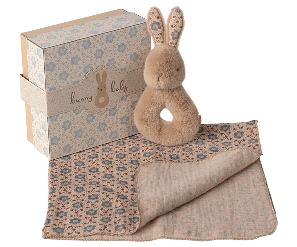 Maileg Rabbit rattle set - Cream peach | Playroom Avenue