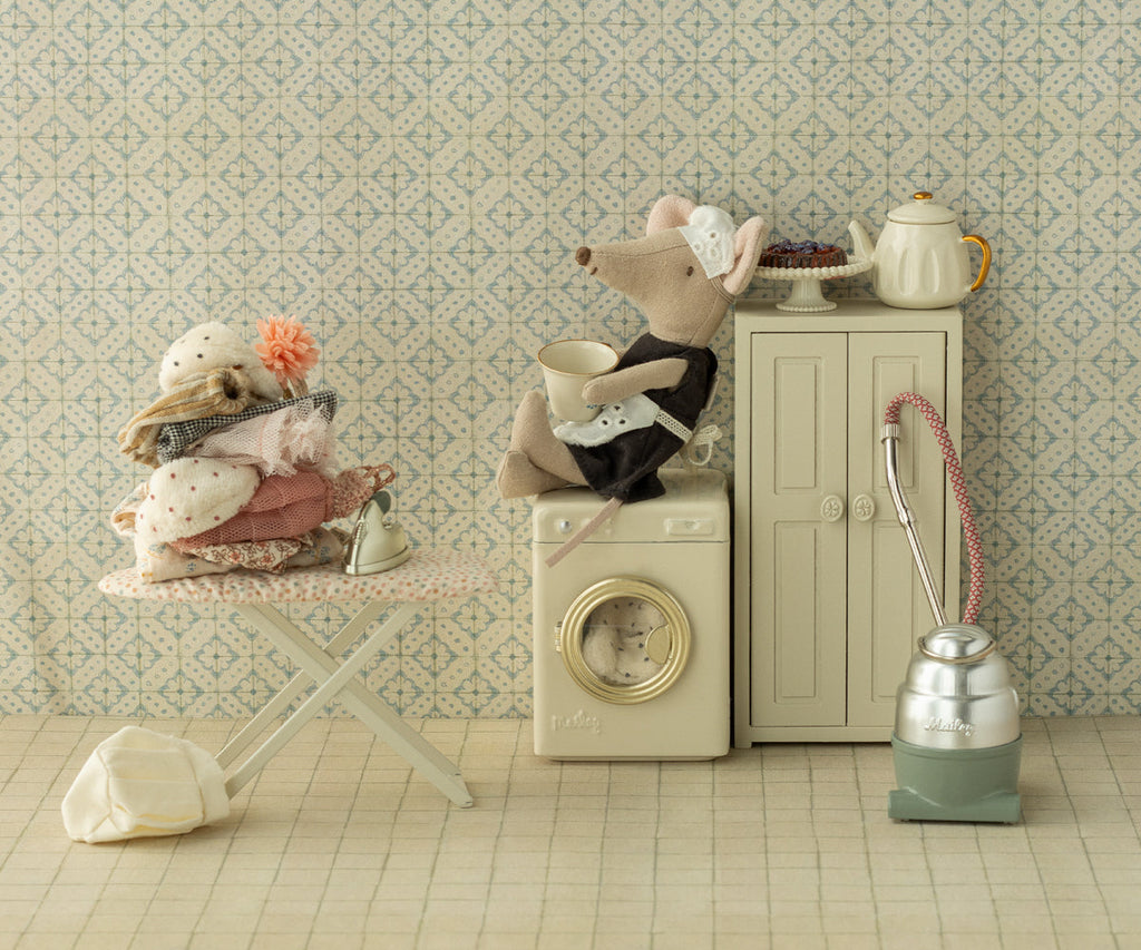 Maileg Maid Mouse, Big Sister/Brother | Playroom Avenue