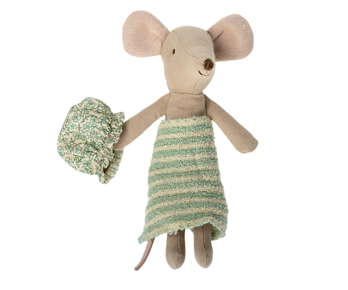 Maileg Wellness Mouse, Big Sister - Mint | Playroom Avenue