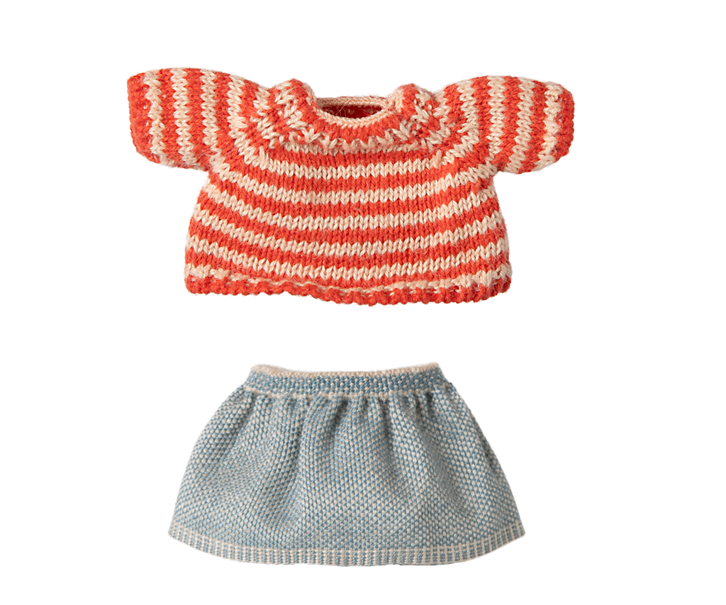 Maileg Knitted sweater and skirt, Big sister mouse | Playroom Avenue