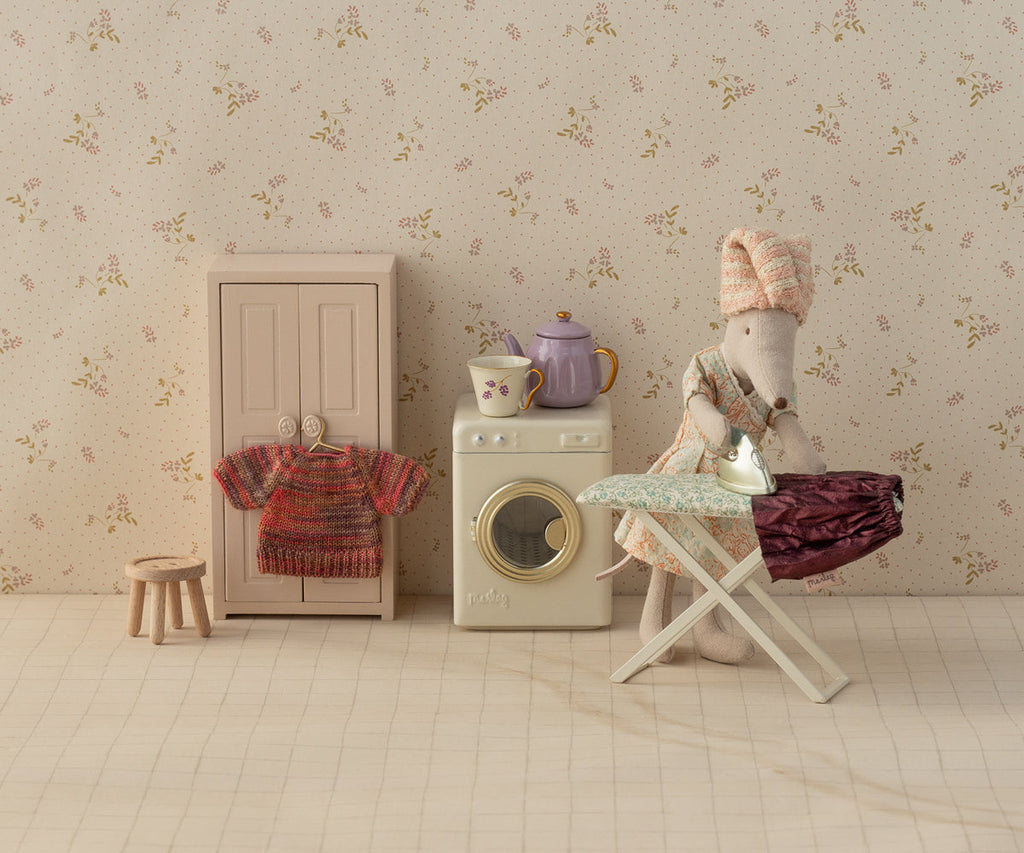 Maileg Skirt and knitted blouse, Mum mouse | Playroom Avenue