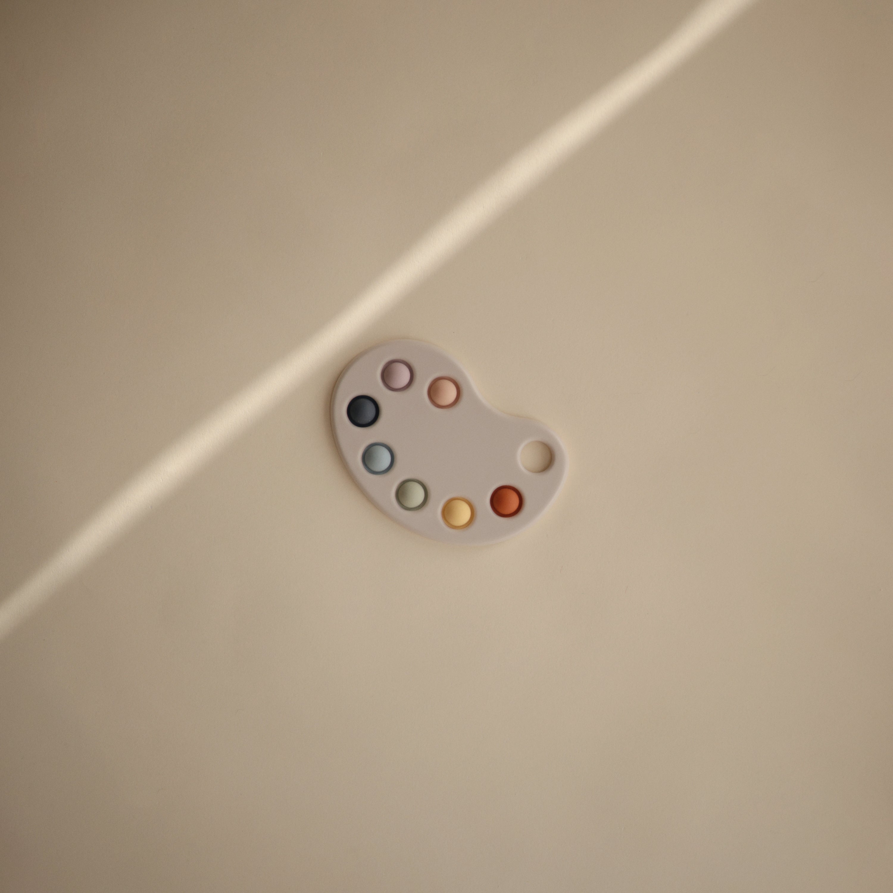 Mushie Paint Palette Press Toy | Playroom Avenue