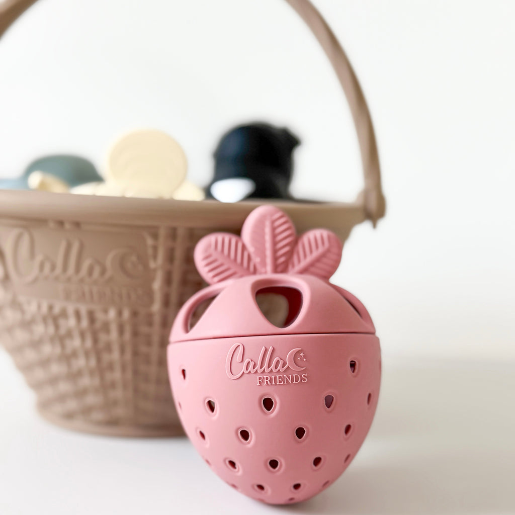 Calla and Friends Strawberry Patch Bath Toys | Playroom Avenue