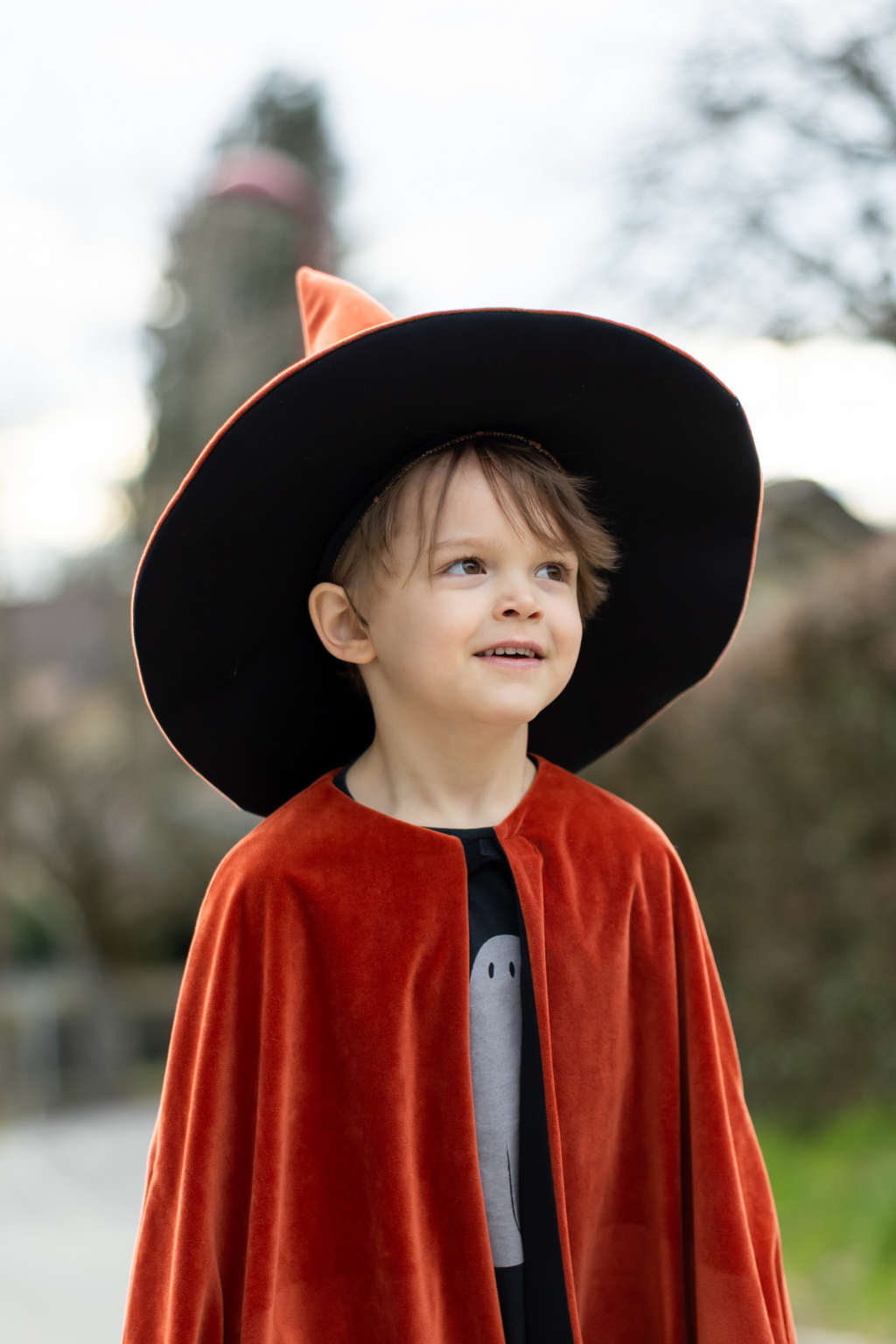 Great Pretenders Autumn Embers Wizard Cape and Hat | Playroom Avenue