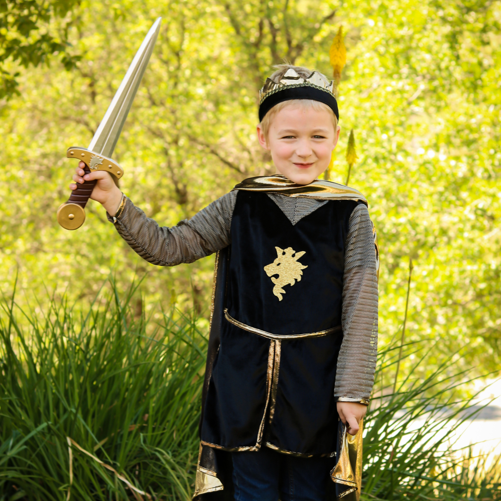 Great Pretenders Knight Set with Tunic, Cape and Crown Gold | Playroom Avenue