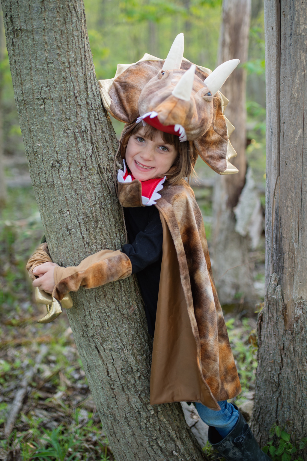 Great Pretenders Grandasaurus Triceratops Cape with Claws | Playroom Avenue
