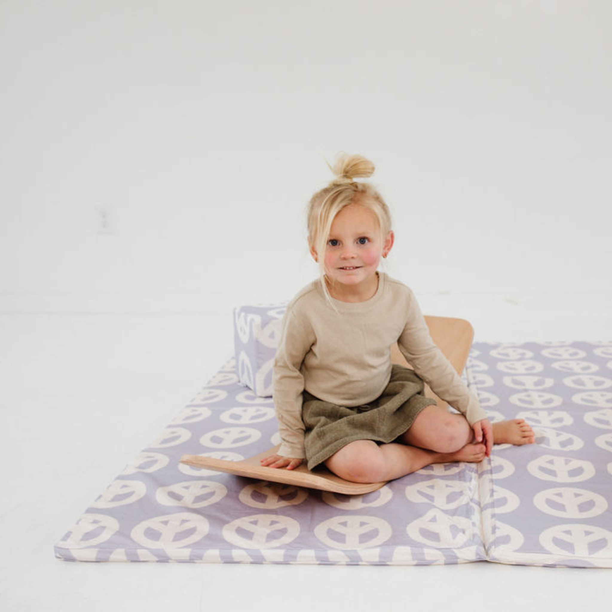 Toki Kids Peace Sign Organic Cotton Mat | Playroom Avenue