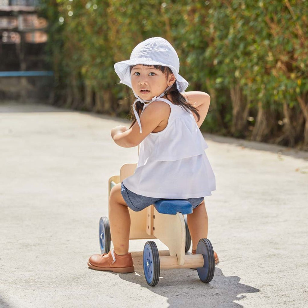 PlanToys Delivery Bike - Orchard - Playroom Avenue