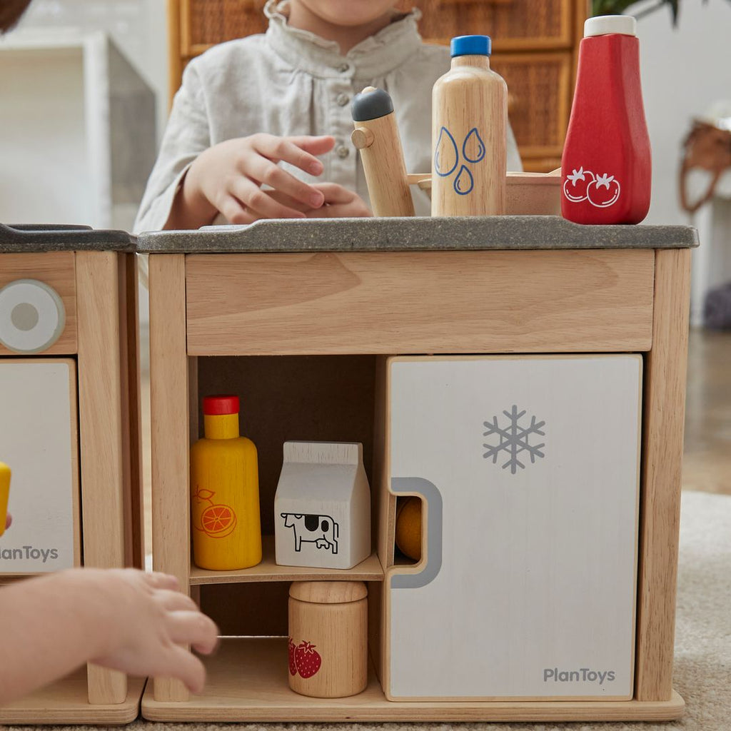 PlanToys Food & Beverage Set | Playroom Avenue