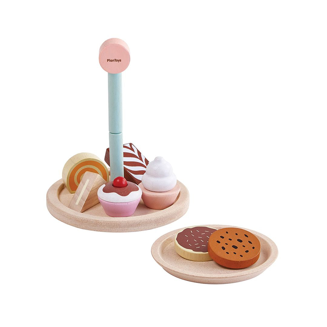 PlanToys Bakery Stand Set | Playroom Avenue