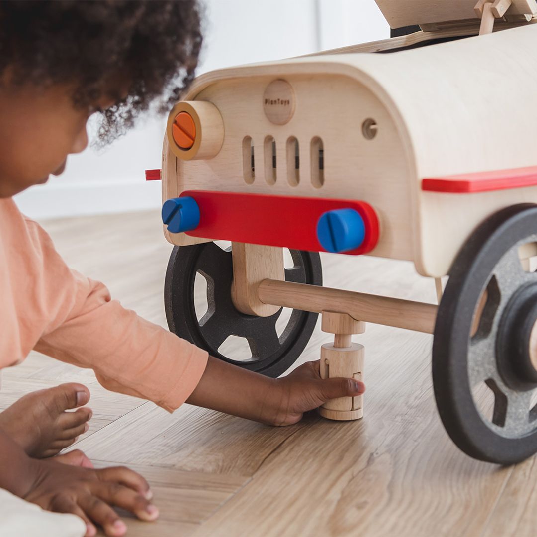PlanToys Motor Mechanic | Playroom Avenue