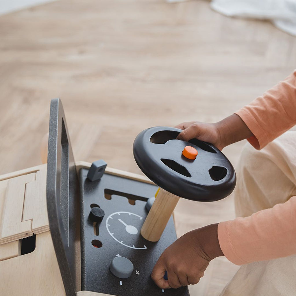 PlanToys Motor Mechanic | Playroom Avenue