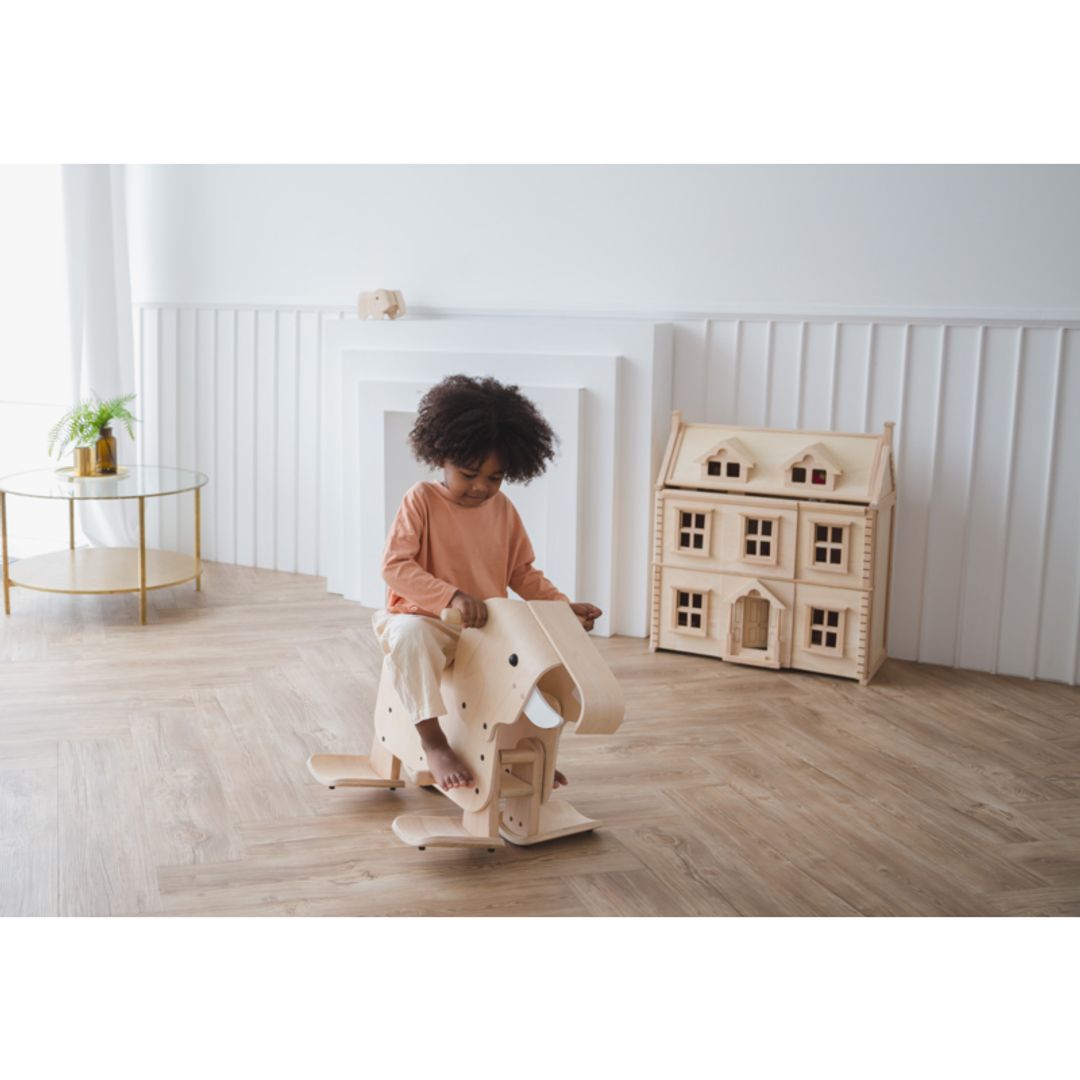 PlanToys Walking Elephant