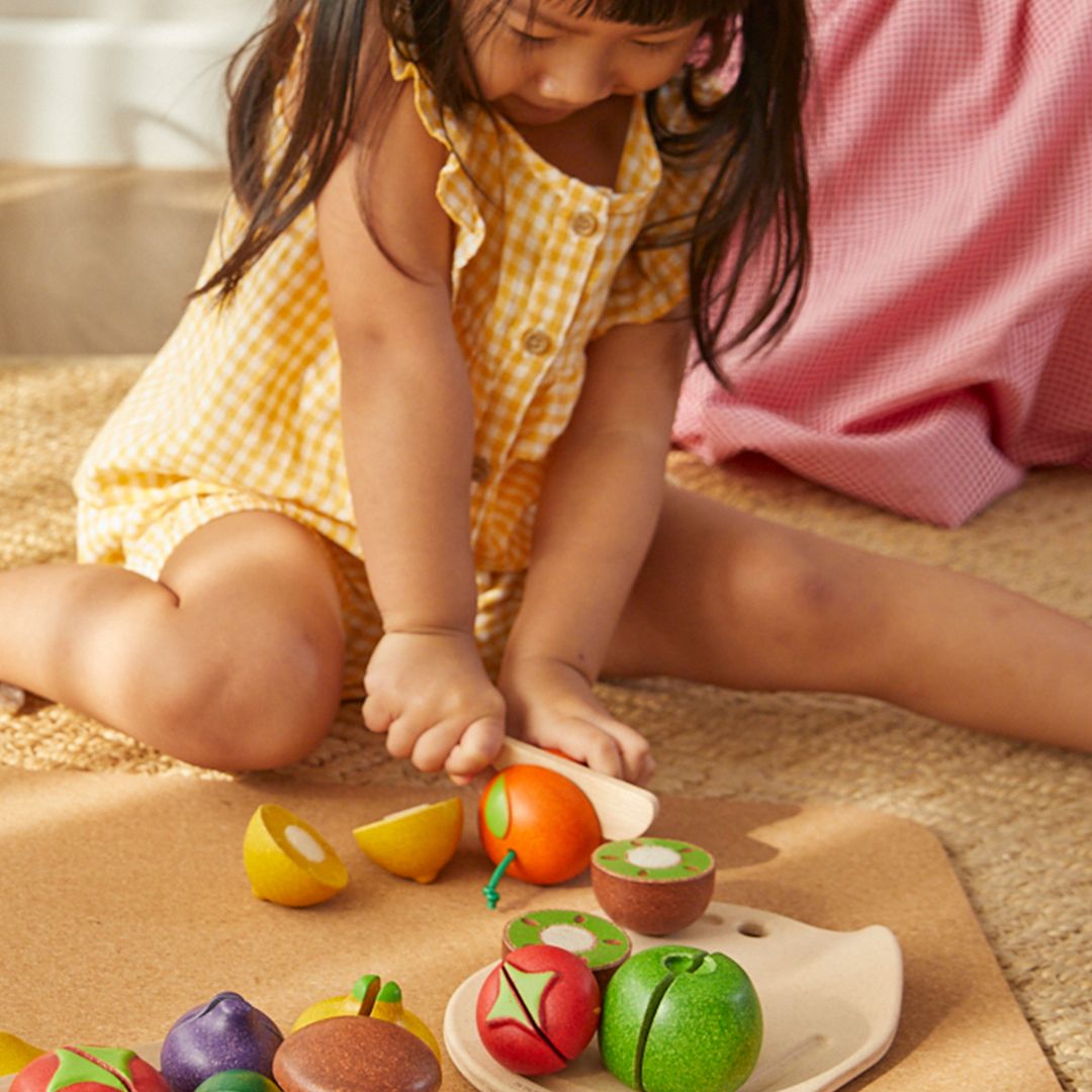 PlanToys Assorted Fruit Set | Playroom Avenue