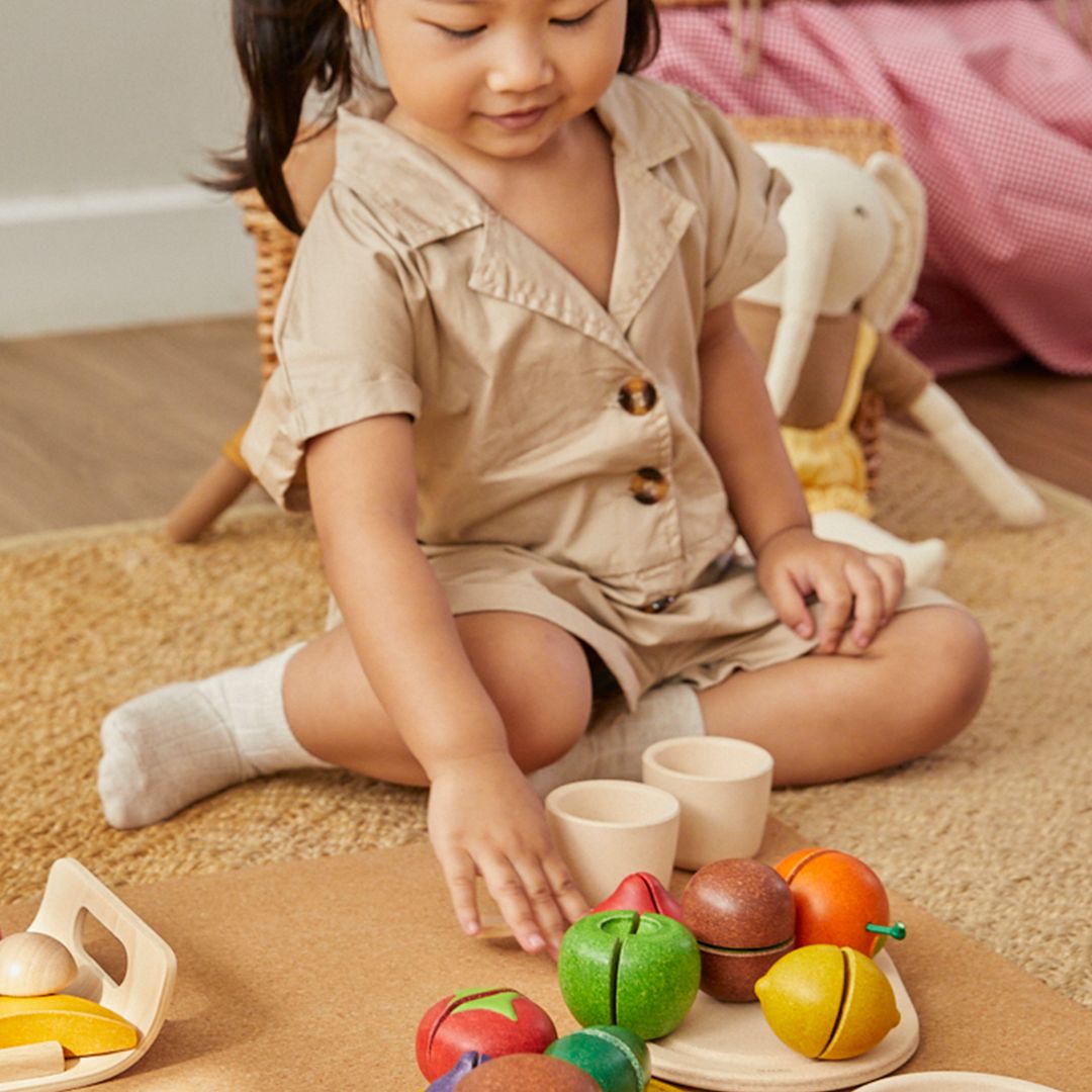 PlanToys Assorted Fruit Set | Playroom Avenue