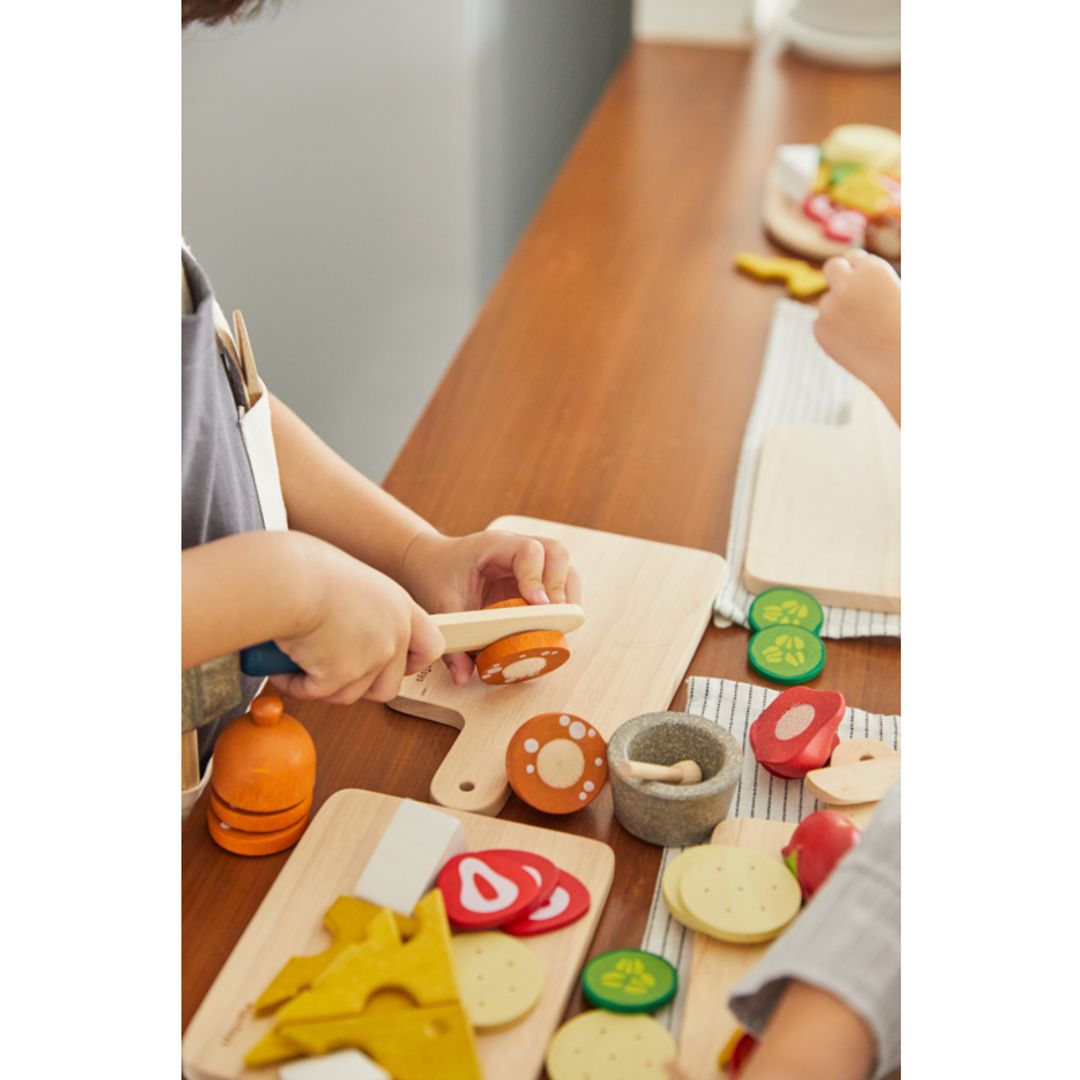 PlanToys Cheese & Charcuterie Board