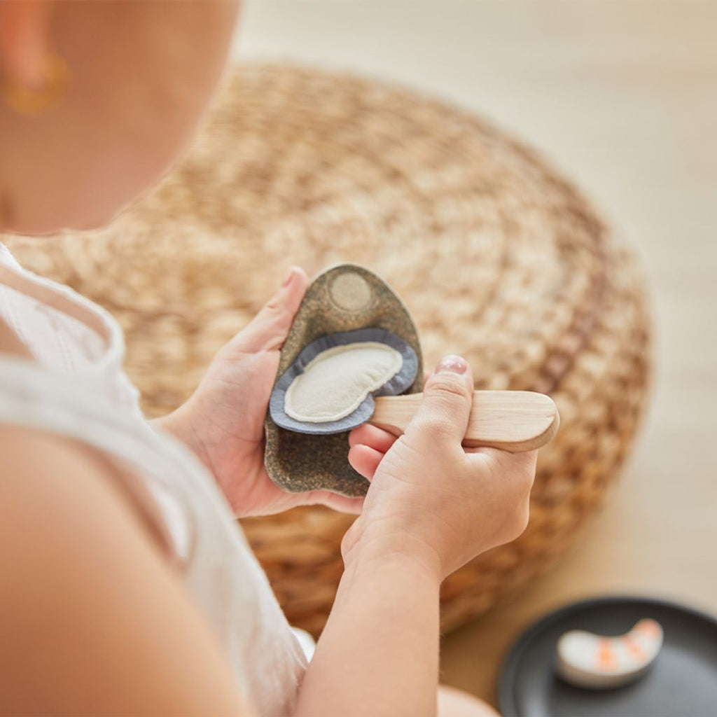 PlanToys Seafood Platter | Playroom Avenue