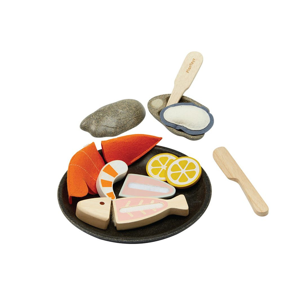 PlanToys Seafood Platter | Playroom Avenue